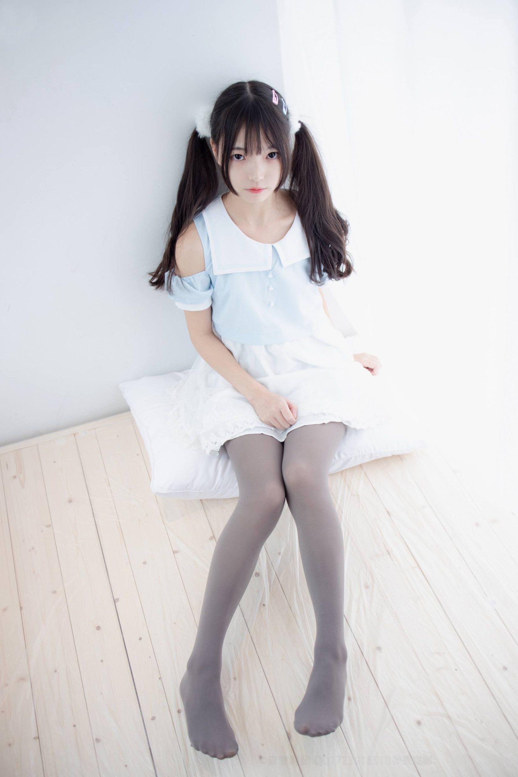 图片[2]-超级甜美的灰丝小姑娘【86P】20005-多米街拍