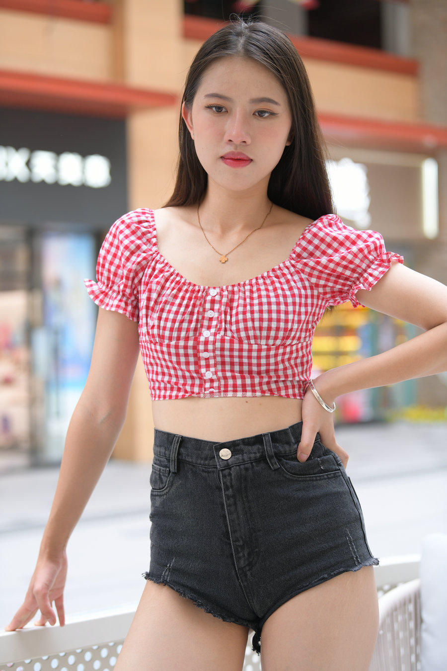 图片[1]-J1835 1131P2V-37.5GB-多米街拍