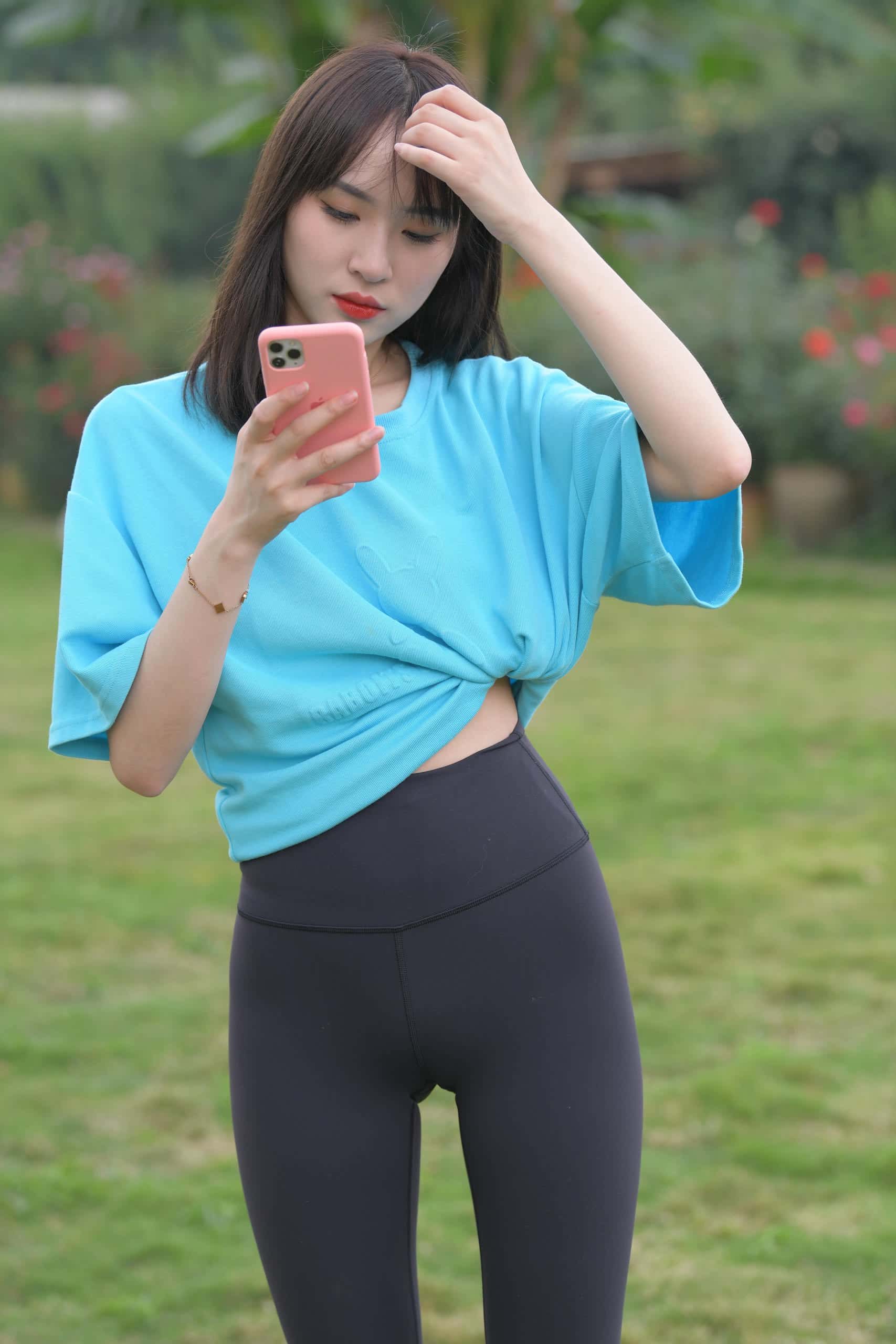 图片[1]-乖乖女瑜伽裤女孩【538P】J2224-多米街拍