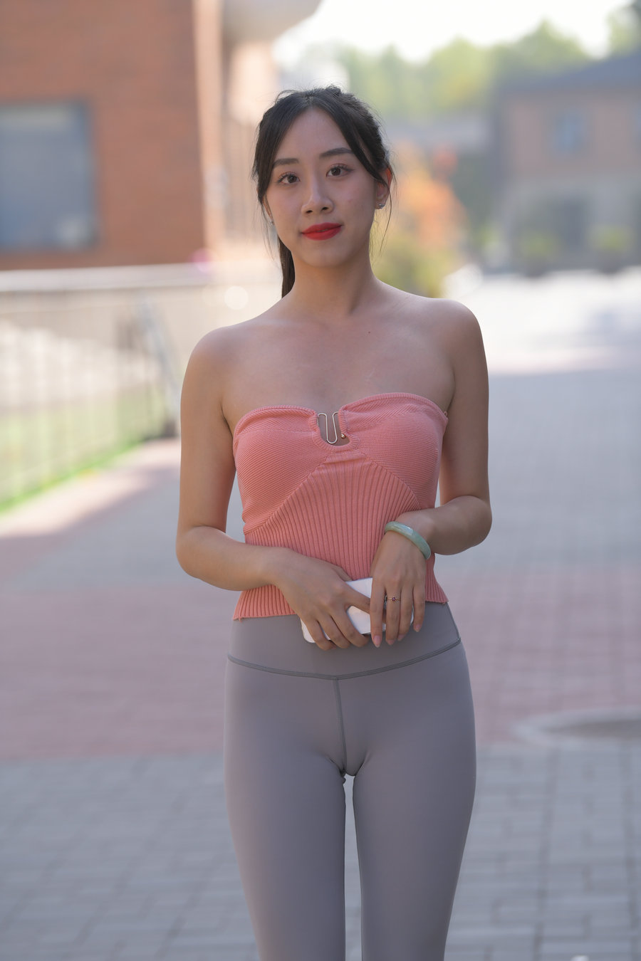 图片[1]-灰色瑜伽裤女孩J4905 522P1V-25.8GB-多米街拍