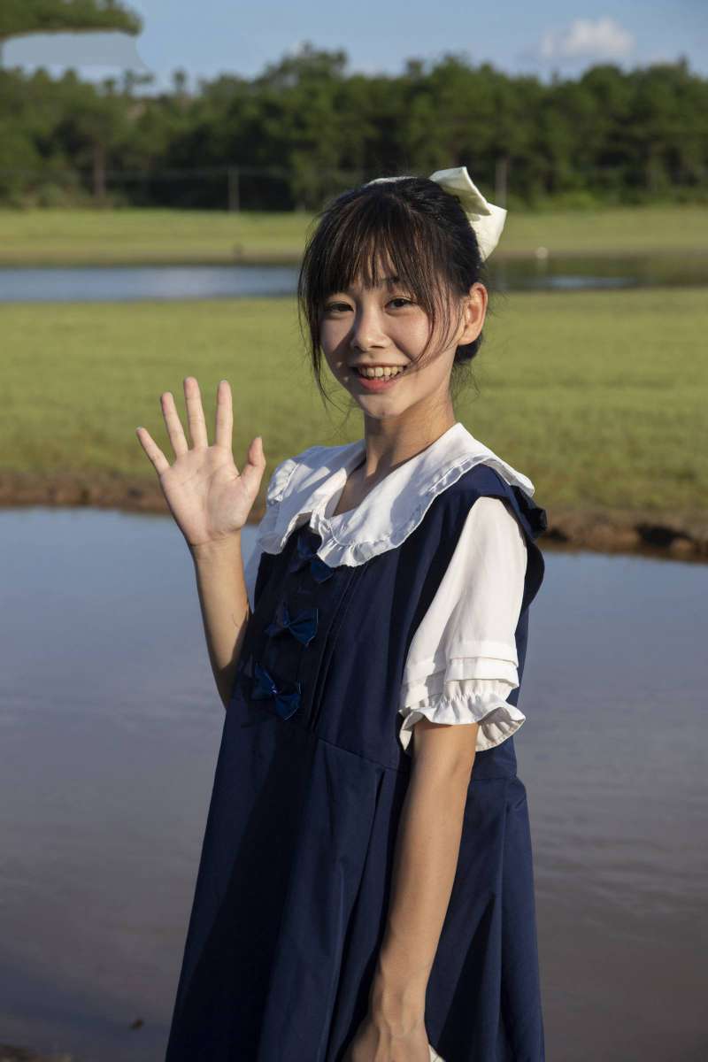 图片[5]-非常甜美的牛仔裙女孩【226P】20021-多米街拍