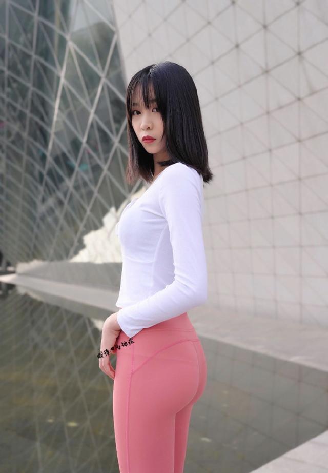 图片[4]-粉色瑜伽裤年轻女孩 J1311 417P17V-14.9GB-多米街拍