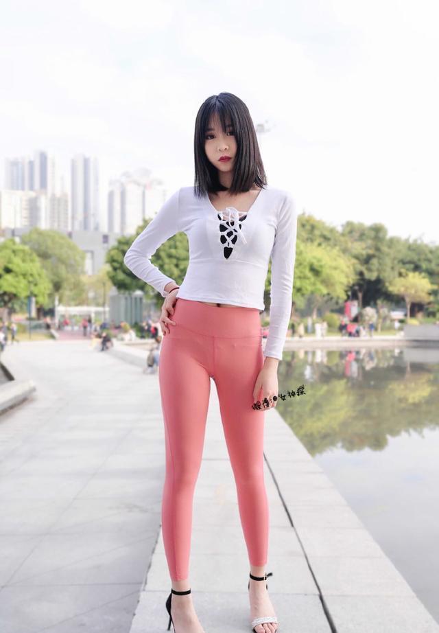 图片[2]-粉色瑜伽裤年轻女孩 J1311 417P17V-14.9GB-多米街拍