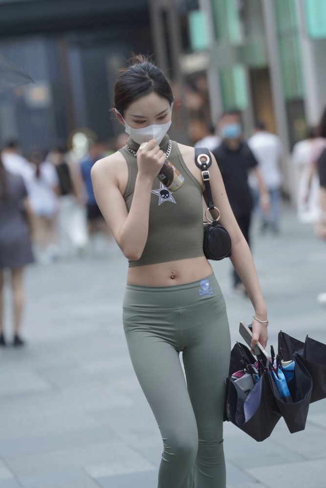 戴口罩的瑜伽裤小女人J3557 133P-1.43GB-多米街拍