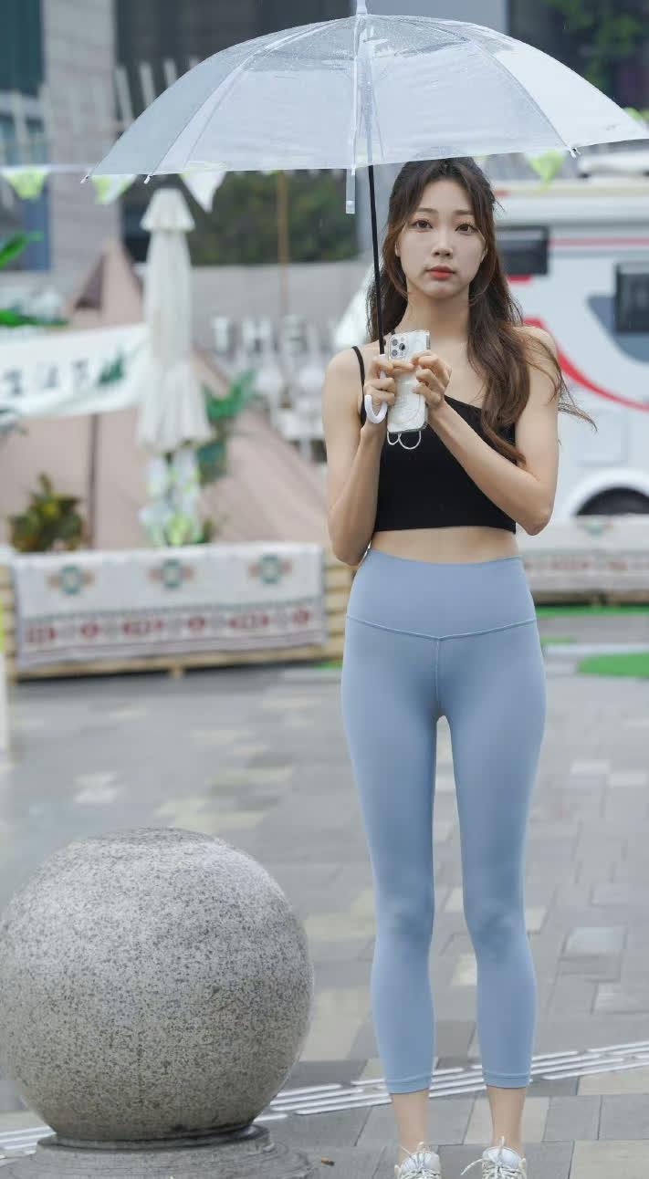 图片[2]-大眼睛瑜伽裤女孩J2903 988P8V-37.6GB-多米街拍