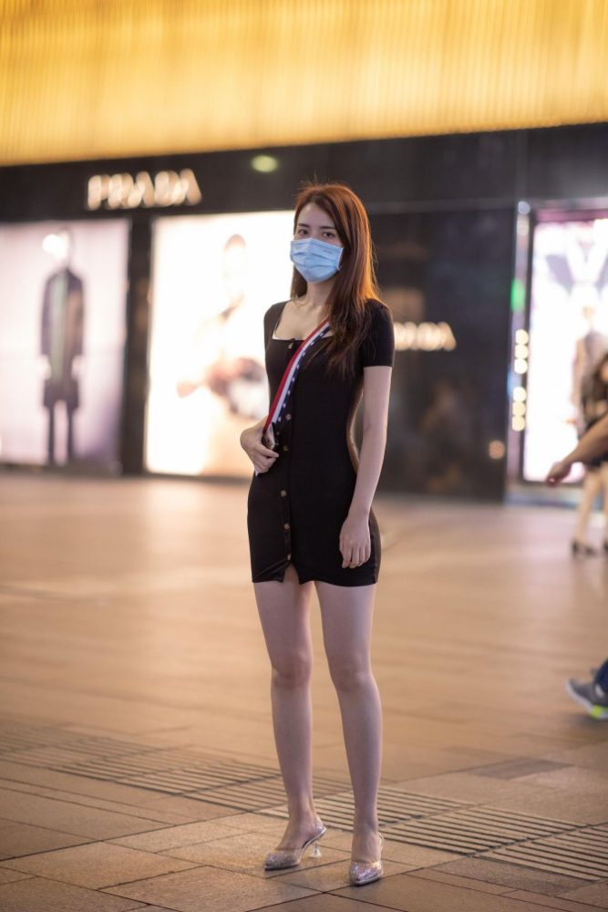 逛商场的黑色包臀裙美丽女孩【385P】00050-多米街拍