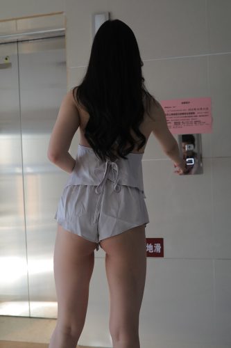图片[4]-非常有女人味的热裤姑娘【228P】0007-多米街拍