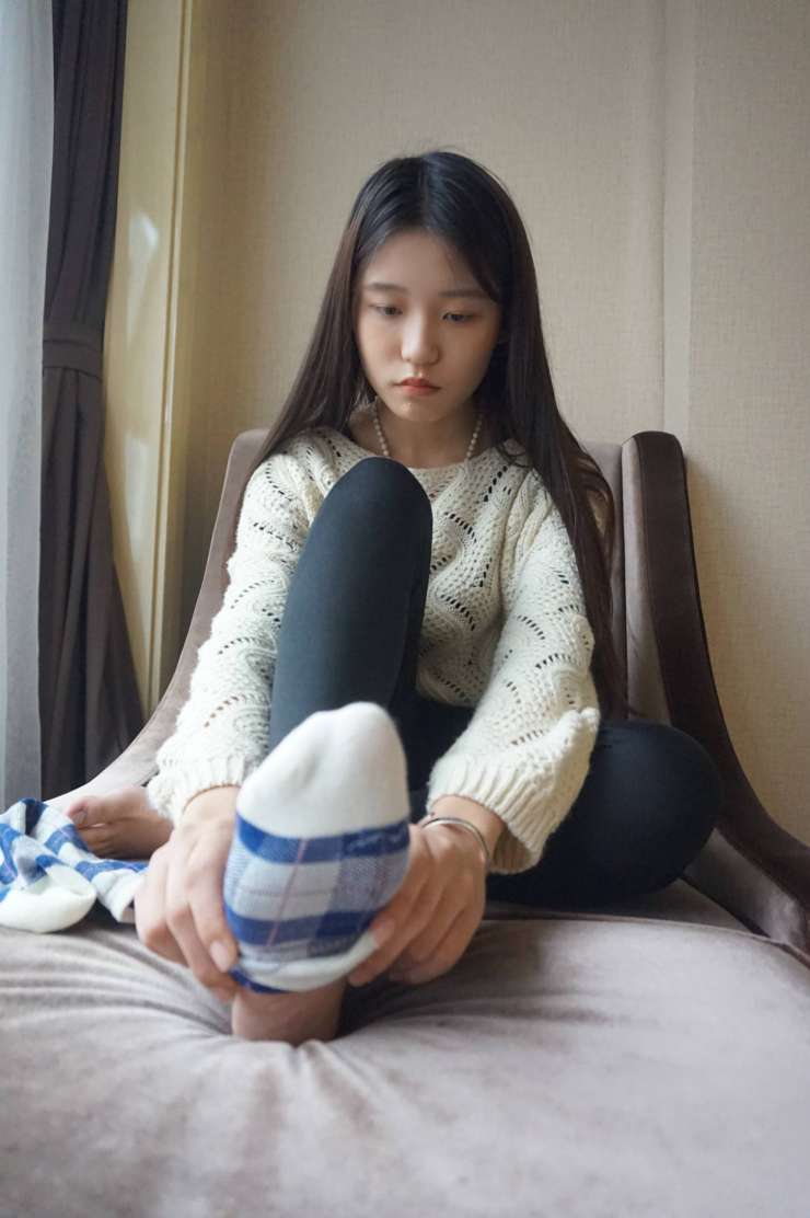 图片[5]-眼神很清澈的赤脚女孩【59P】20020-多米街拍