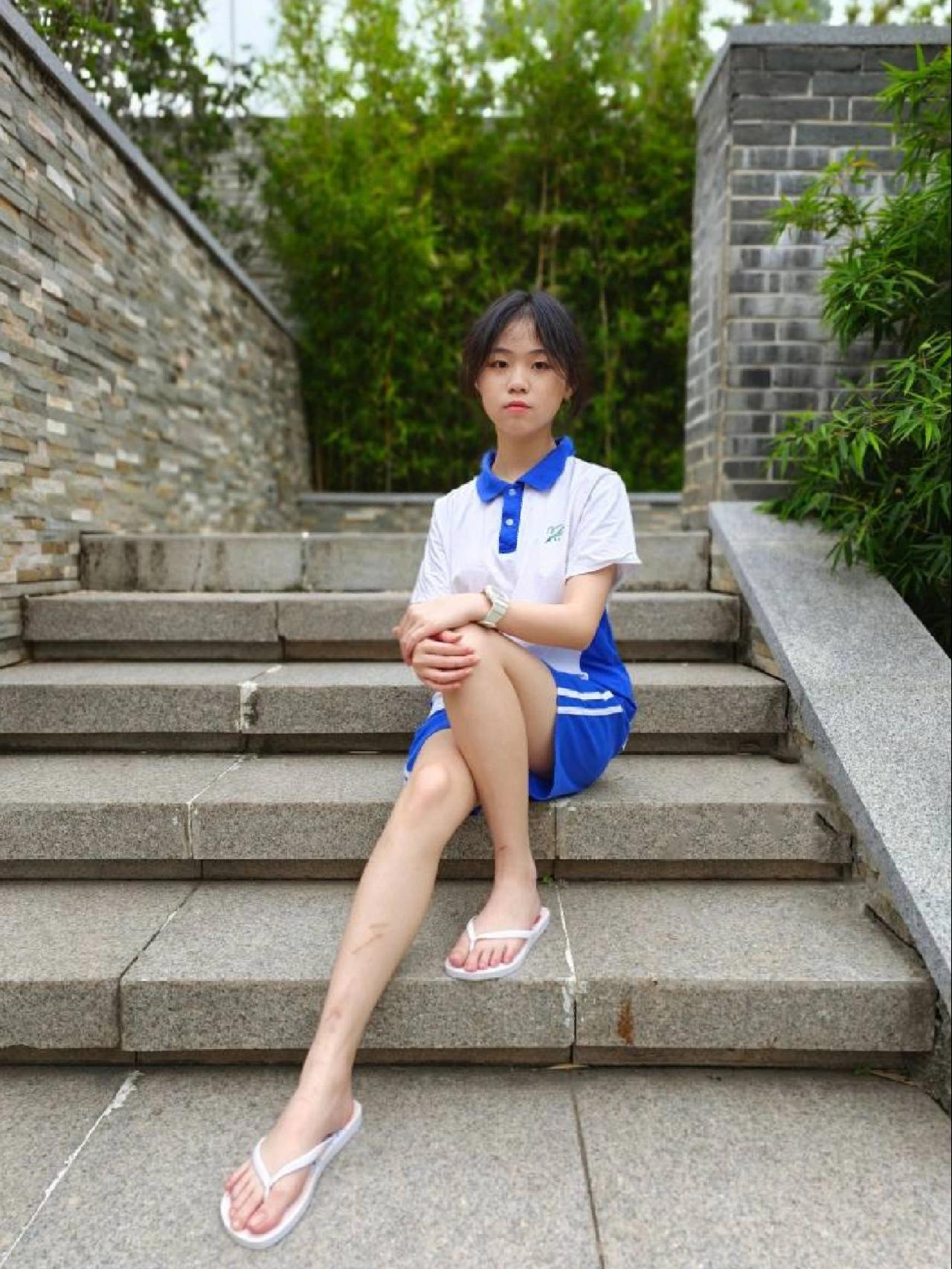 图片[3]-穿校服非常清纯的小姑娘【49P】20003-多米街拍