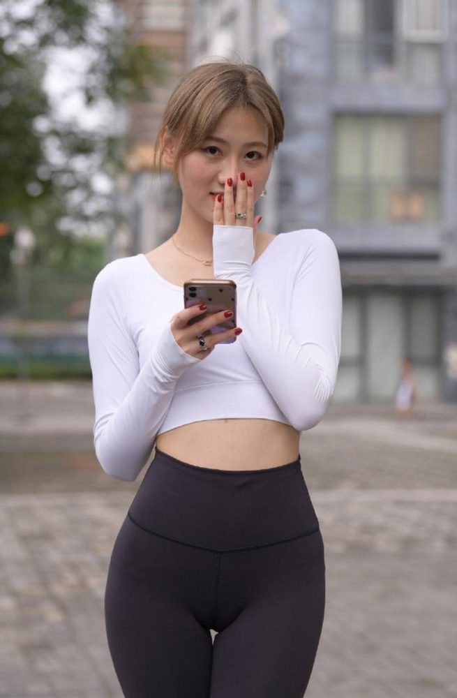 图片[4]-打篮球的黑色瑜伽裤女孩J2179 380P1V-16.9GB-多米街拍