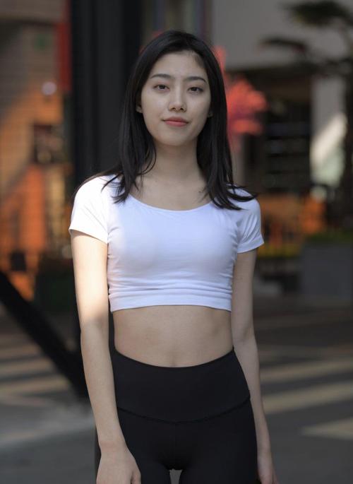 图片[3]-这背景简直太美了 J1412 664P1V-19.4GB-多米街拍
