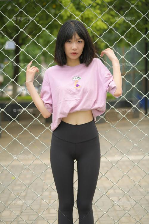 图片[5]-穿瑜伽裤打篮球的大三女孩J2198 463P1V-18.6GB-多米街拍