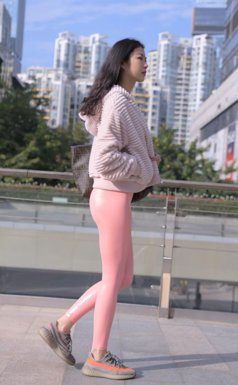 图片[3]-粉红色紧身裤的女孩 J1482 365P2V-18.1GB-多米街拍