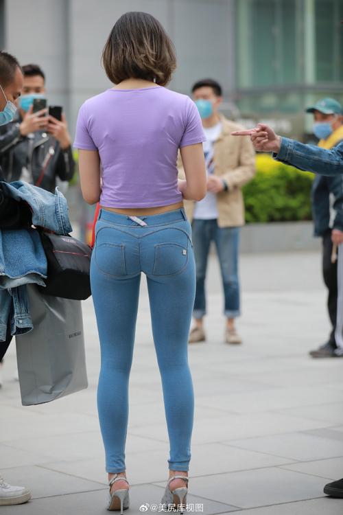 图片[4]-爱笑的短发紧身牛仔裤姑娘J1911 114P12V-7.29GB-多米街拍