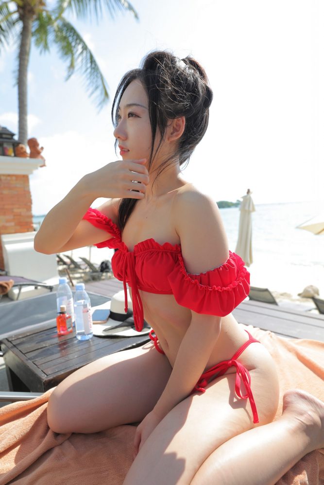 海边度假的红色比基尼小姐姐【364P】J0890-多米街拍