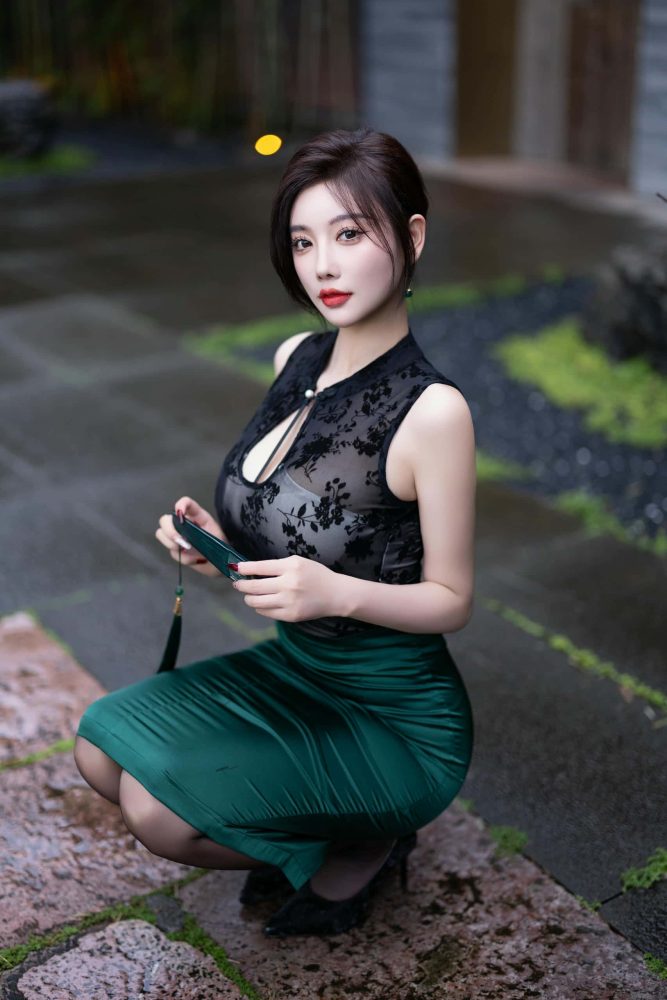 绿色旗袍 - 杨晨晨【87P】P50237-多米街拍