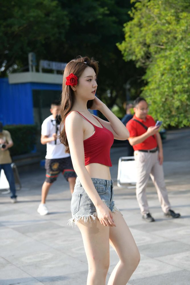 甜美牛仔裤女孩【157P】P0223-多米街拍